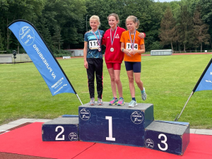 Jolien 2e bij de 60m horden