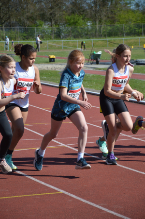 Lara Kamsteeg start 1000m